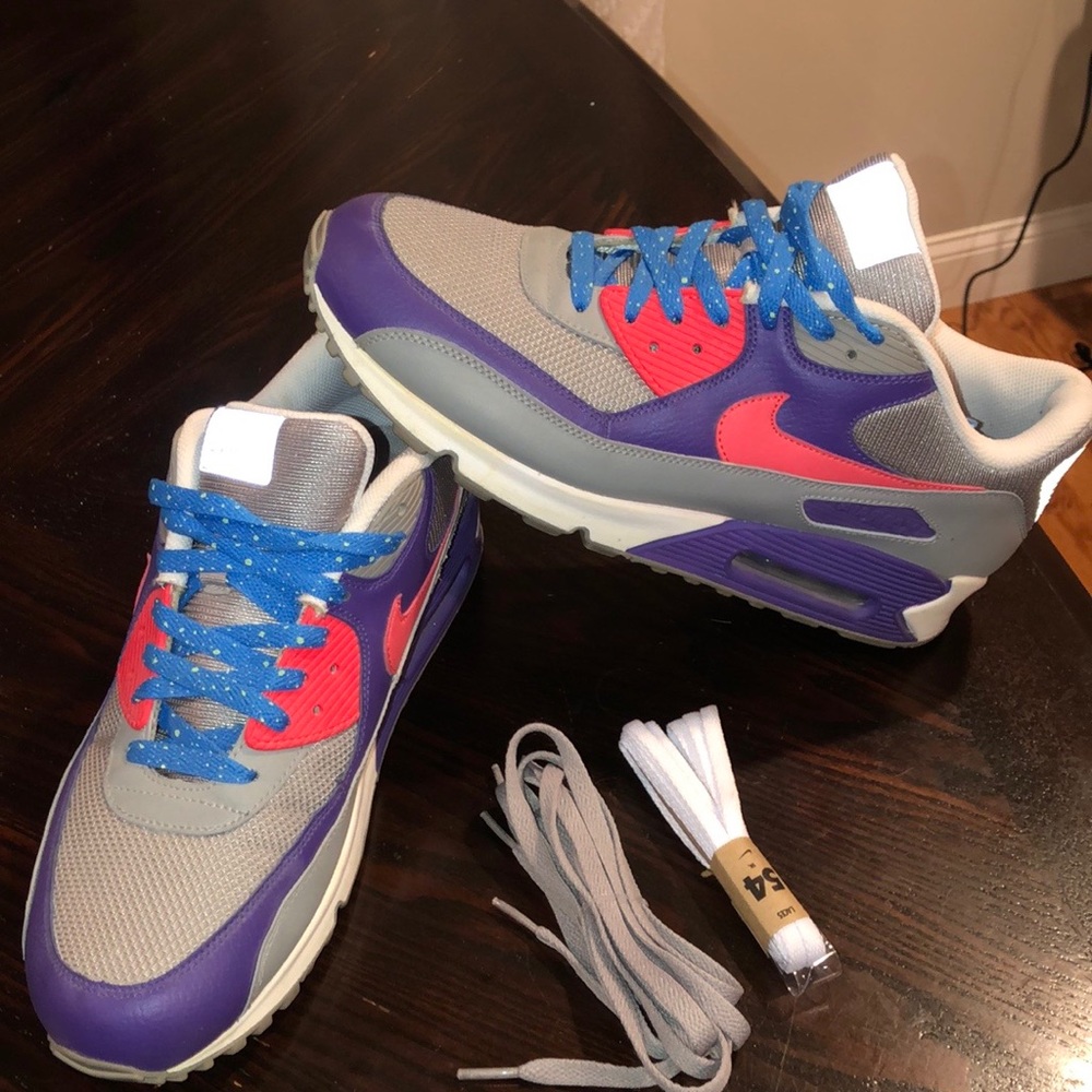 Nike Air Max 90 ACG gray alarming purple size 12
